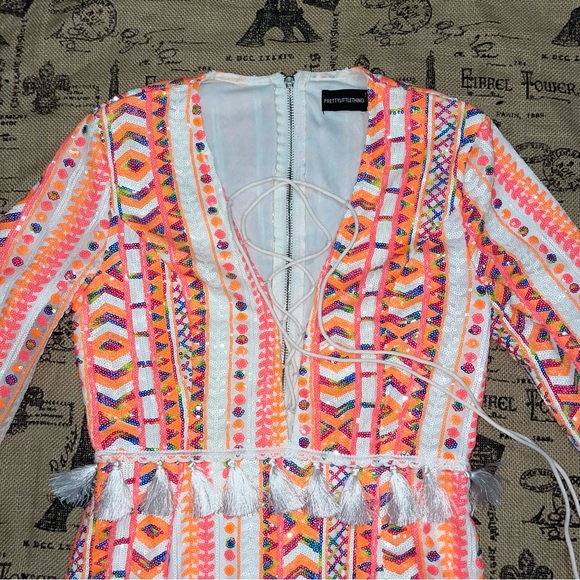 PRETTYLITTLETHING NWOT! Orange/White Sequin Fringe V-Neck Long Sleeve Dress - Picture 11 of 17